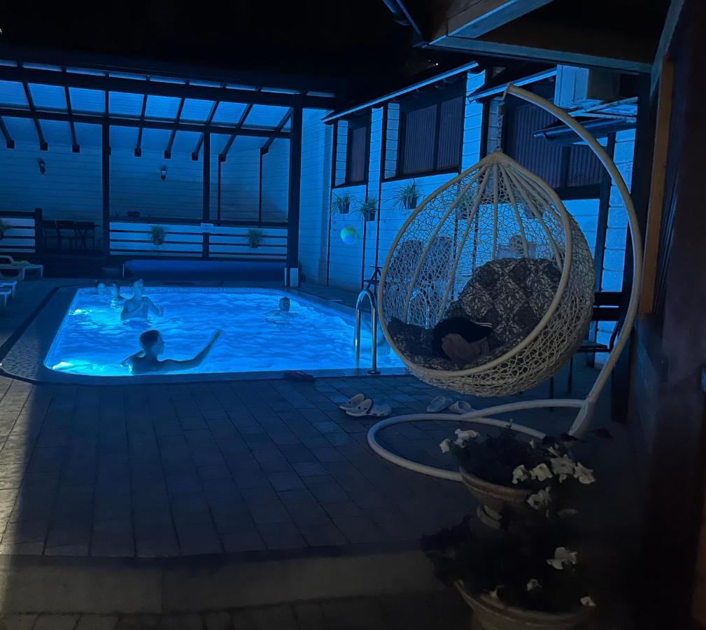 Central Courtyard Славске Екстериор снимка